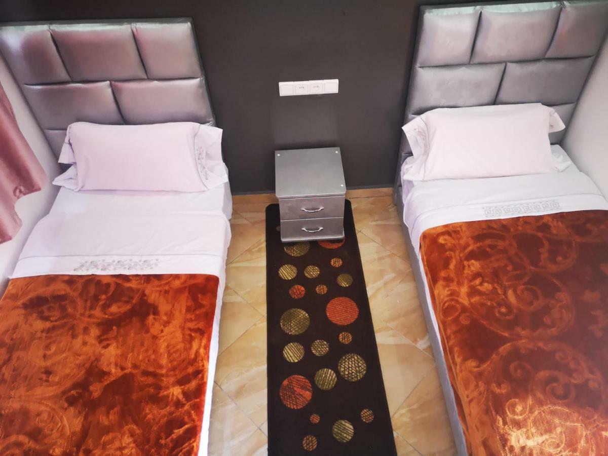 ホテル Equinox タンタン エクステリア 写真